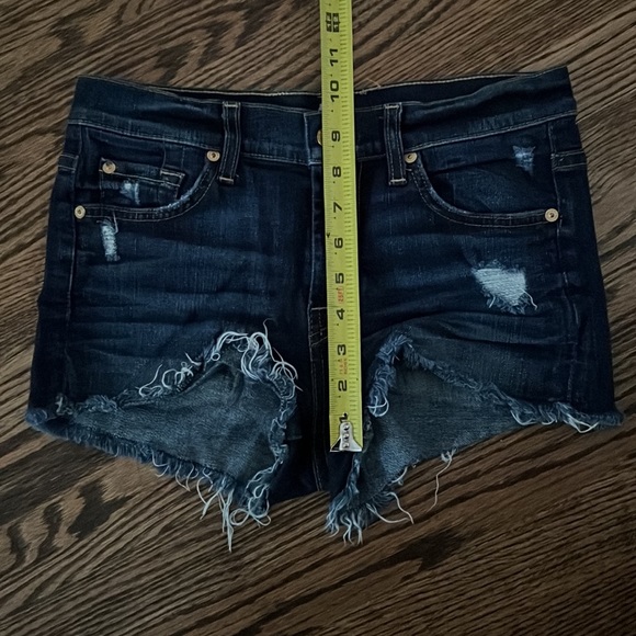 7 for all mankind denim cutoff shorts - Picture 7 of 8